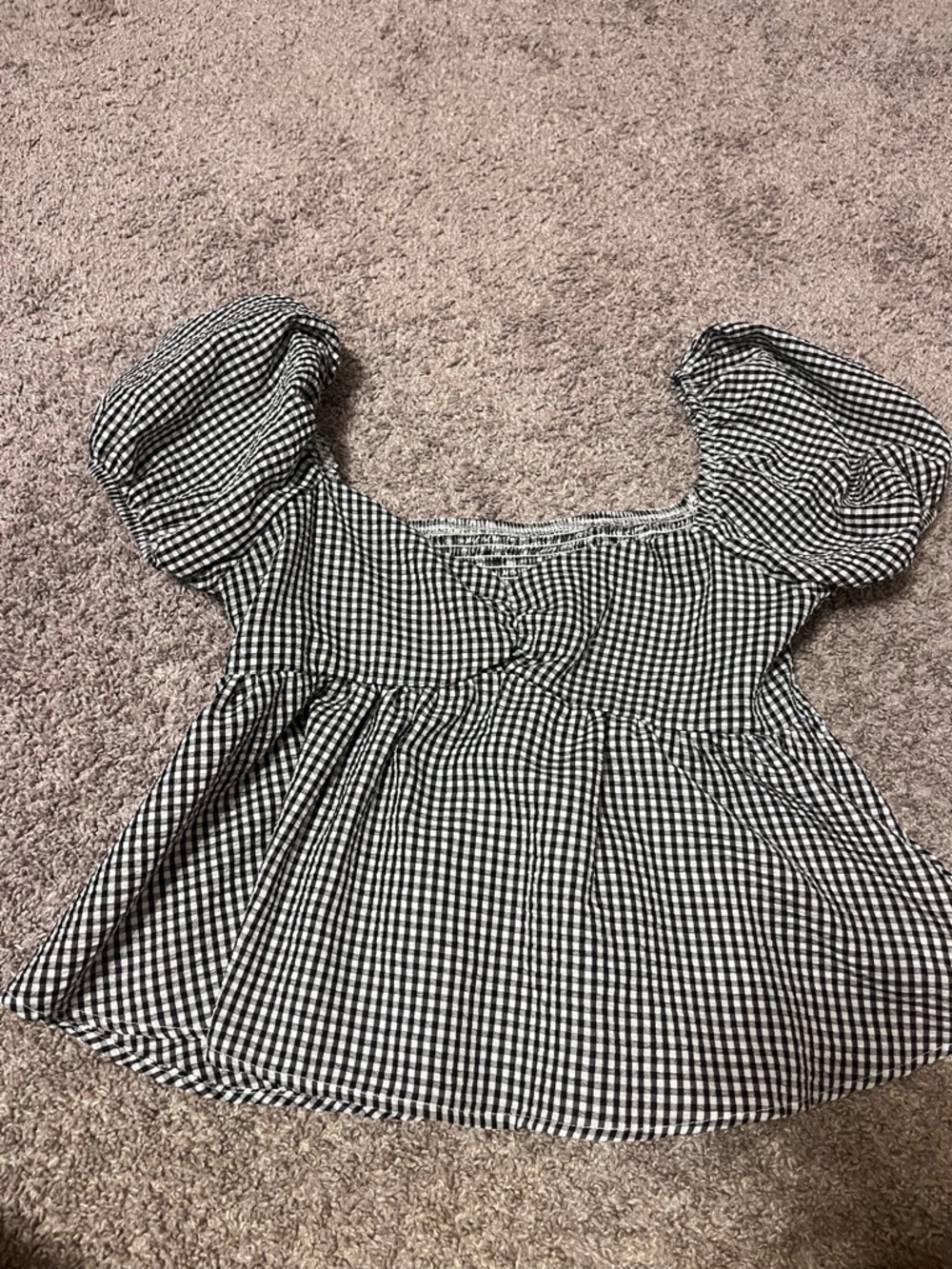 SHEIN Black and White Gingham Button-Front Top